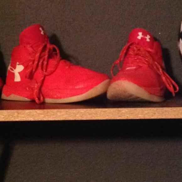 Under Armour Other - Under armor Curry 2.5